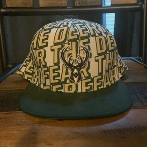 Milwaukee Bucks - Fear the Deer flat brim SnapBack